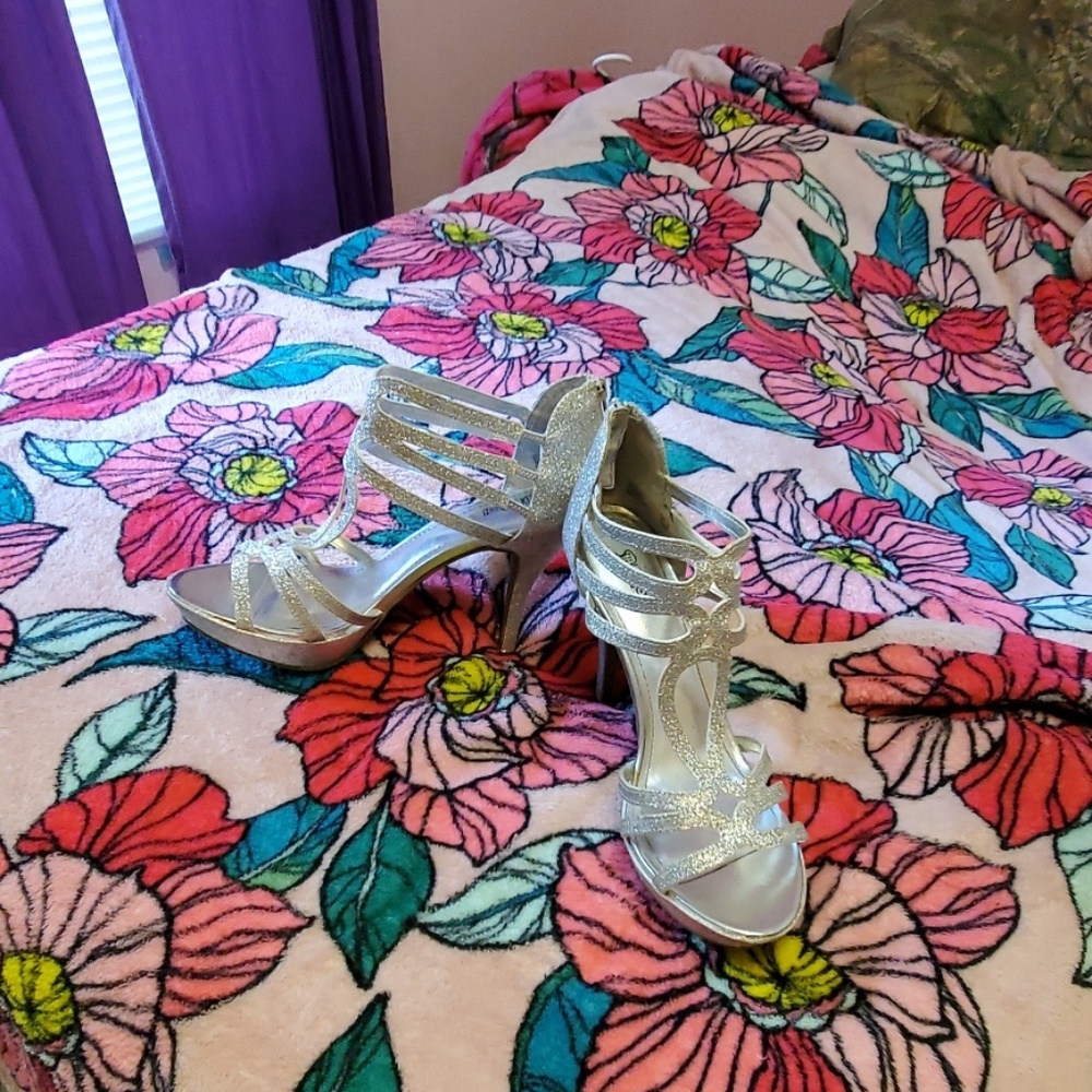 Sparkly silver heels